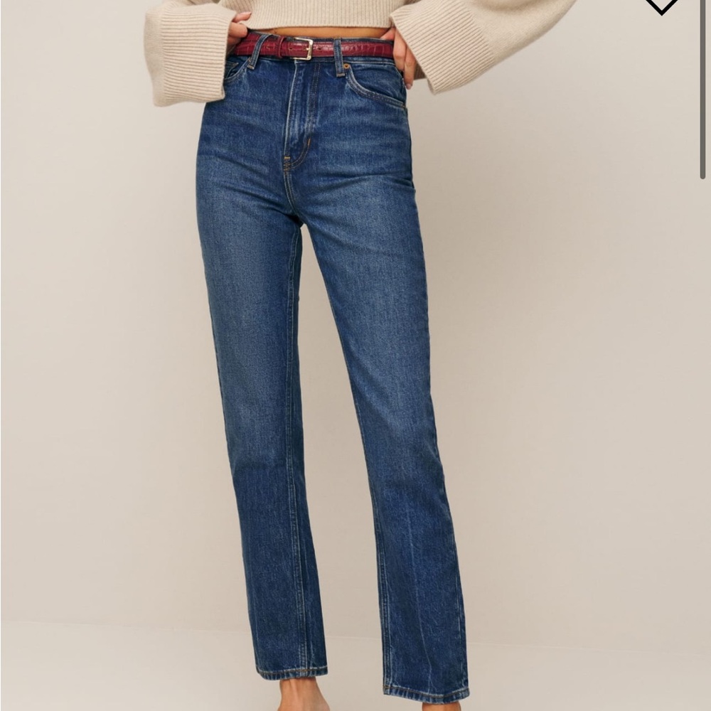 Reformation Liza Ultra High Rise Straight Jeans in Icarian wash. Size 30.